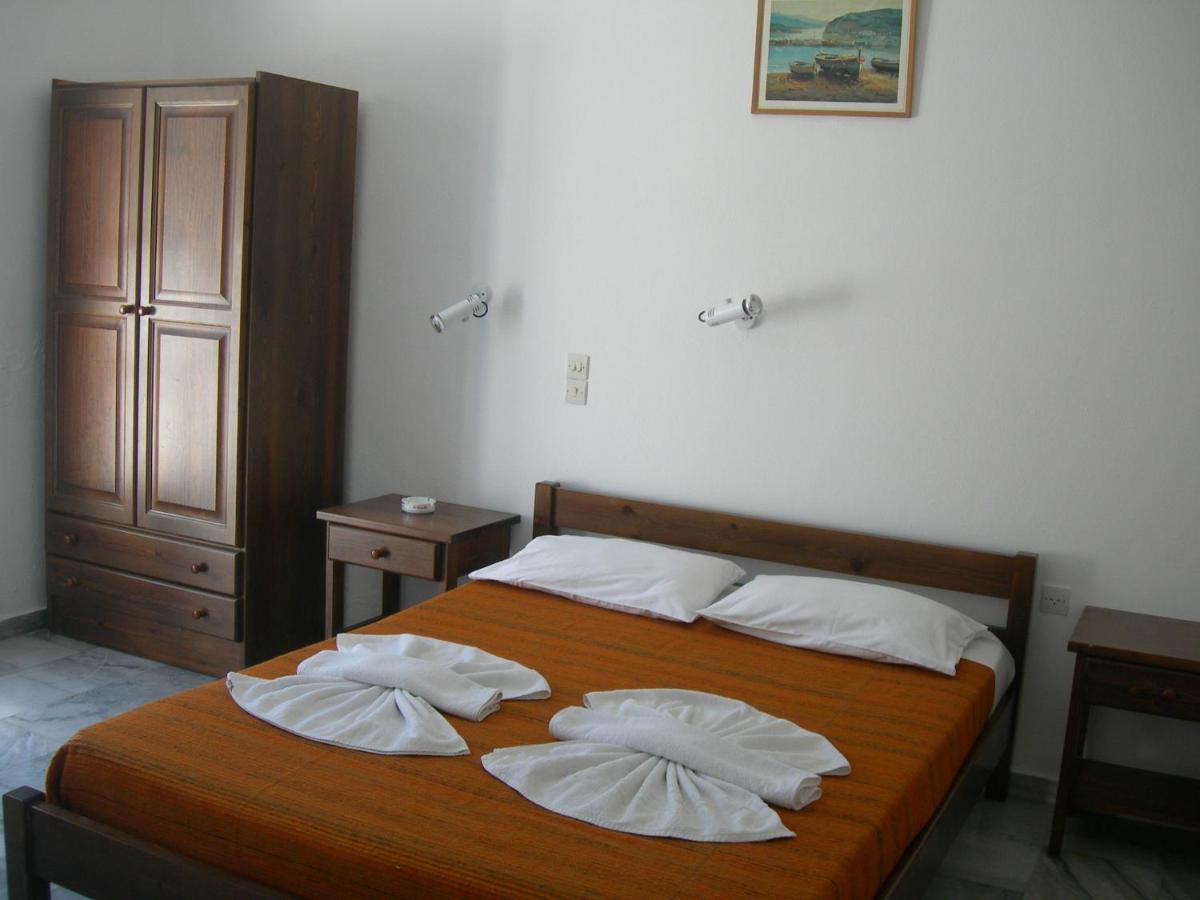 Bizas Rooms & Studios Parikia  Ruang foto